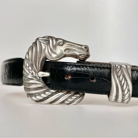 ONYX HORSE BELT Vintage Onyx Black Leather Belt Horse Head Buckle Leegin USA  main image 4
